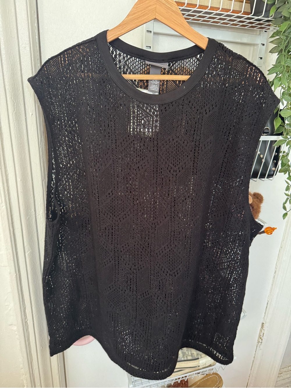 H&M Black Sleeveless Knit Top - Lightweight Layering Tee